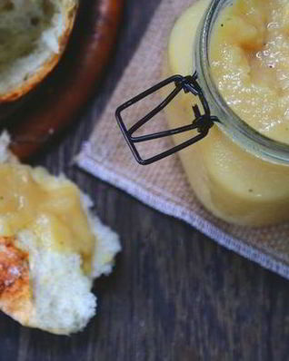 Банановое варенье с кокосом и ананасом