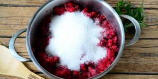 густое варенье из малины