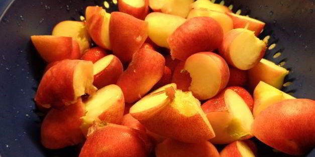 клубнично-персиковый конфитюр