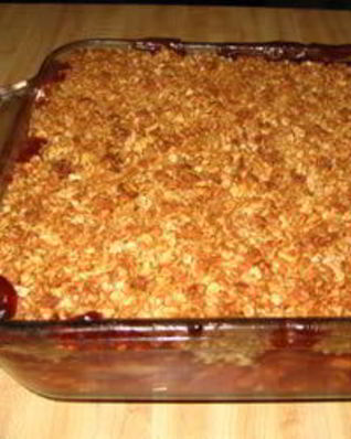 Крисп с яблоками и клюквенным вареньем