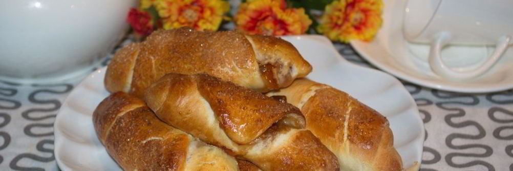 Рулетики с абрикосовым вареньем