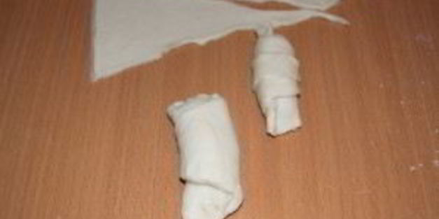 рулетики с абрикосовым вареньем