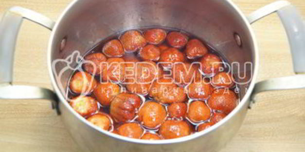 варенье из клубники с целыми ягодами