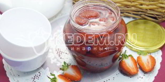 варенье из клубники с целыми ягодами