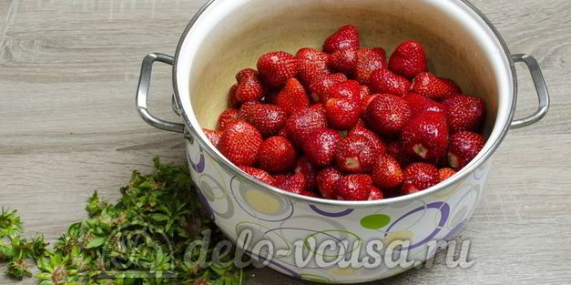 варенье из клубники