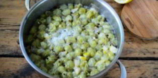 варенье из крыжовника с лимоном на зиму