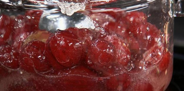 варенье из крыжовника с можжевельником