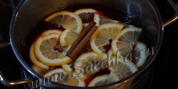 варенье из сливы с лимоном и корицей