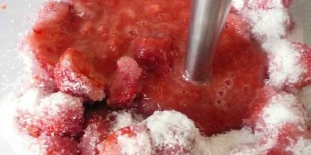 ягоды с сахаром