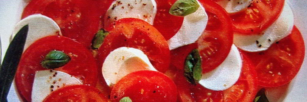 Адыгейский сыр с помидорами