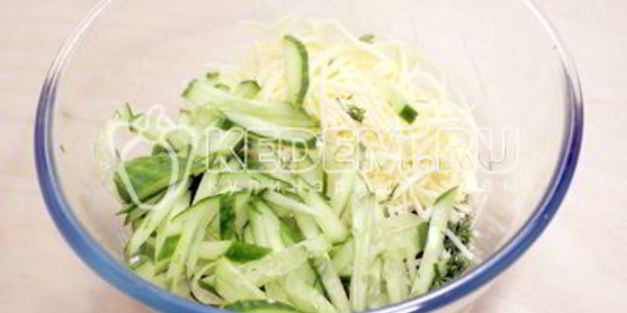 бутерброды с салатом