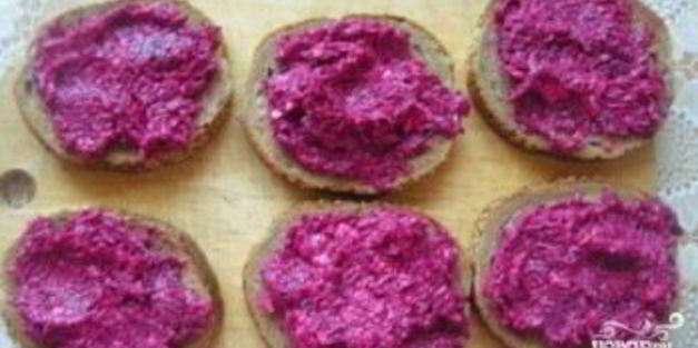 бутерброды с селедкой