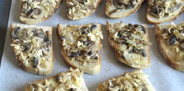 бутерброды с шампиньонами в духовке