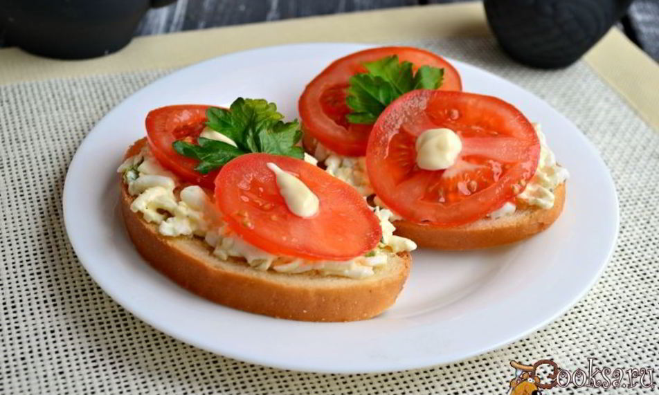 Рецепт бутерброды с сыром, яйцом и помидорами