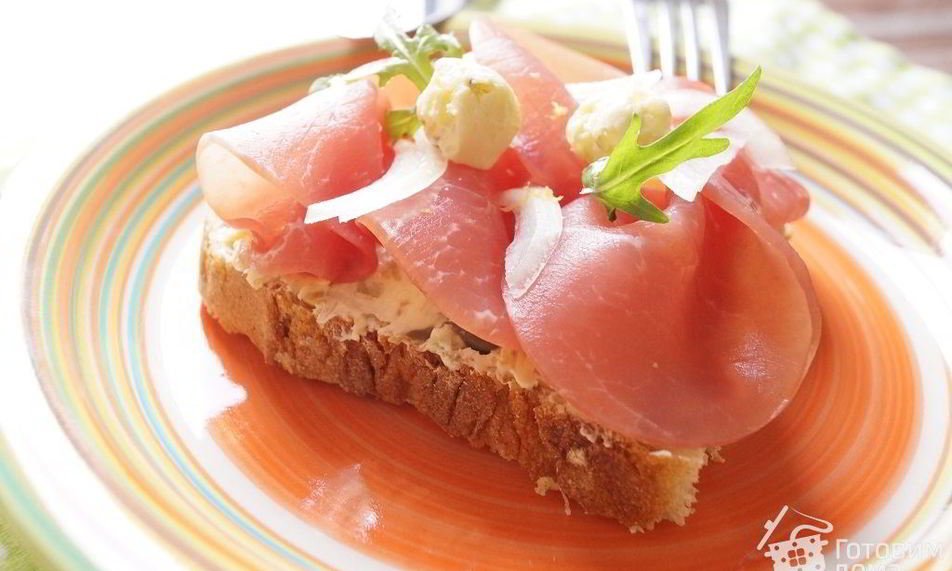 Рецепт датский бутерброд с лимонно-каперсовой намазкой