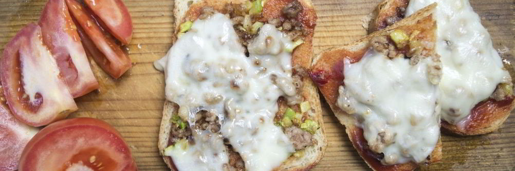 Горячие бутерброды с фаршем