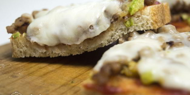 горячие бутерброды с фаршем