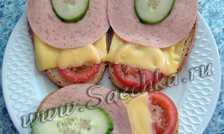 Рецепт горячие бутерброды с сыром и помидором