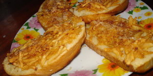 горячие бутерброды с яблоком и корицей