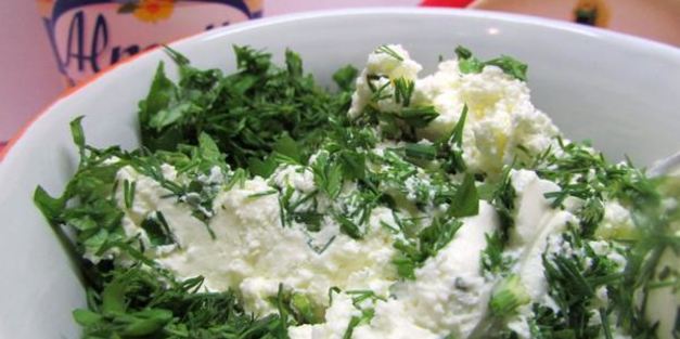 черри, фаршированные сливочным сыром с зеленью