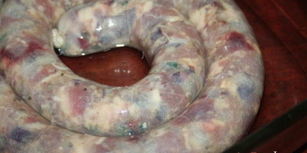 домашняя колбаса с паприкой и сыром