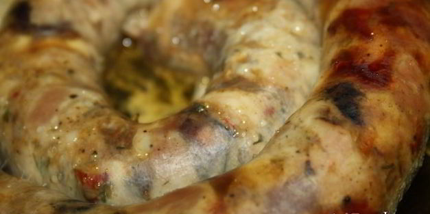 домашняя колбаса с паприкой и сыром