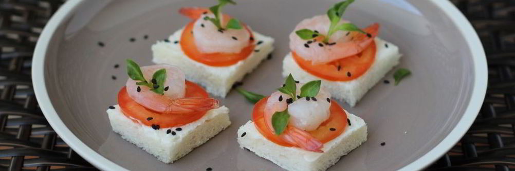 Канапе с креветками