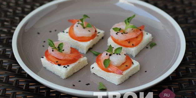 канапе с креветками