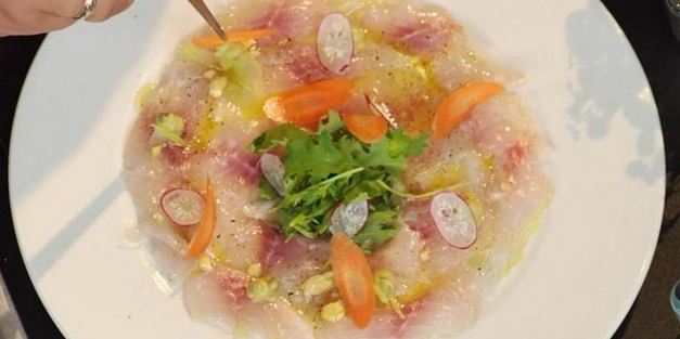 карпаччо из дорады