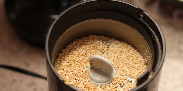 хумус с домашними лепешками