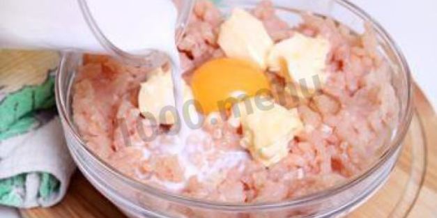 куриные сосиски домашние в пищевой пленке