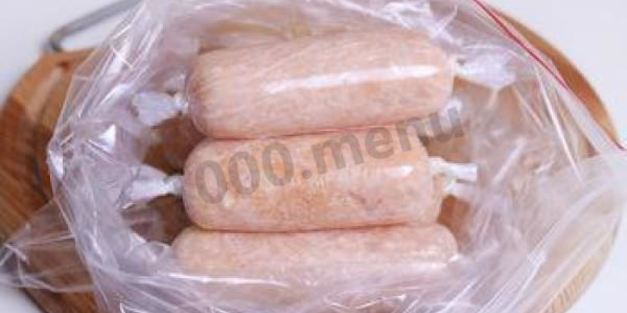 куриные сосиски домашние в пищевой пленке