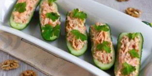 огурцы, фаршированные орехами