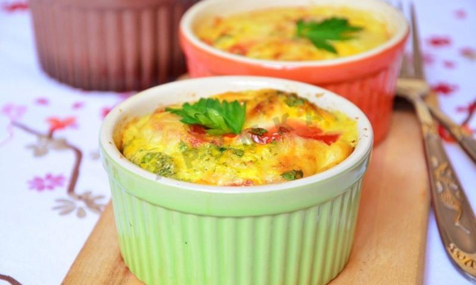 Рецепт фритата омлет с ветчиной и сыром