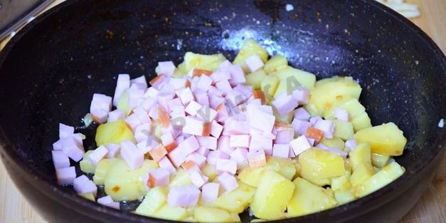 фритата омлет с ветчиной и сыром