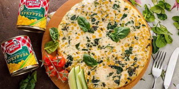 фриттата с кукурузой и шпинатом