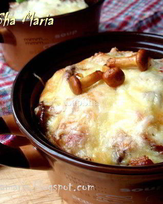 Фриттата с лисичками и беконом