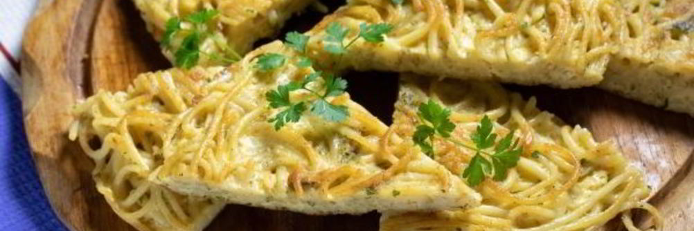 Фриттата с макаронами