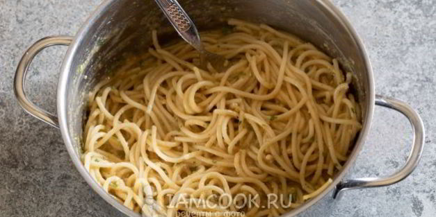 фриттата с макаронами