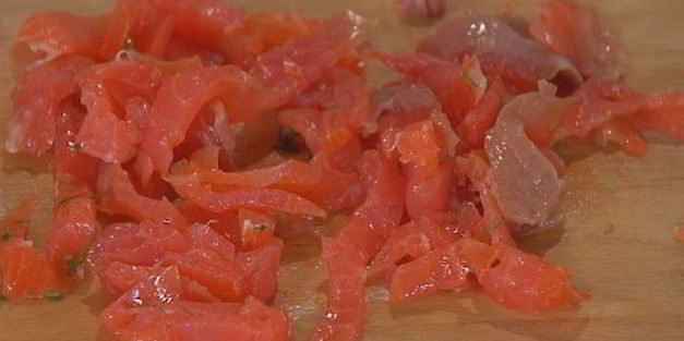 испанский омлет с копченым лососем