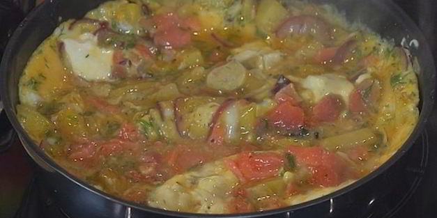 испанский омлет с копченым лососем