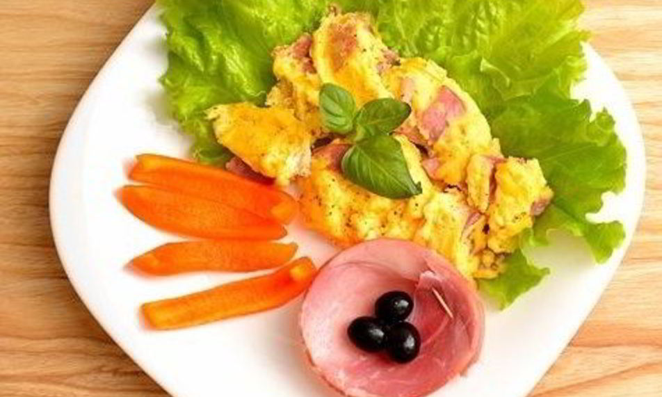 Рецепт омлет без молока в микроволновке