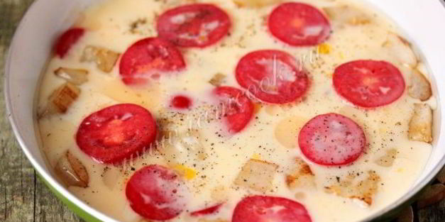 омлет из перепелиных яиц с баклажанами и помидорами