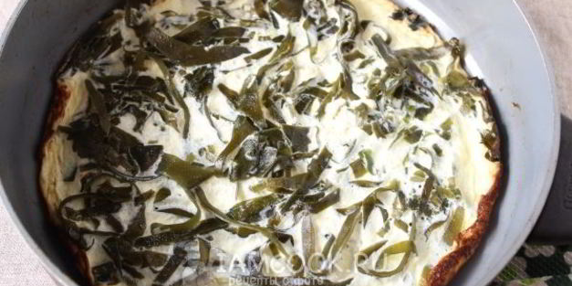 омлет камуфляж с морской капустой