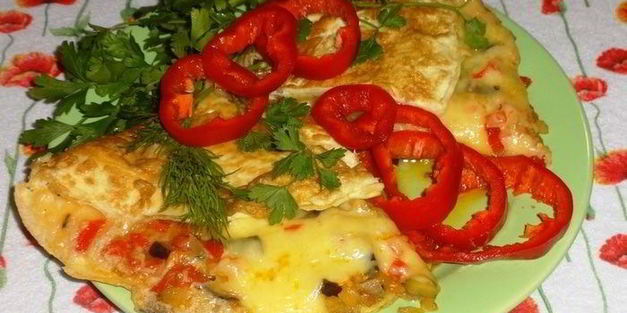 омлет с баклажаном и помидорами