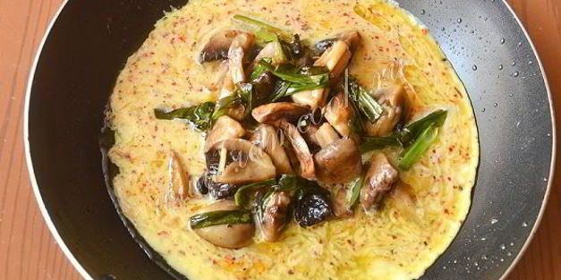 омлет с грибами по-испански