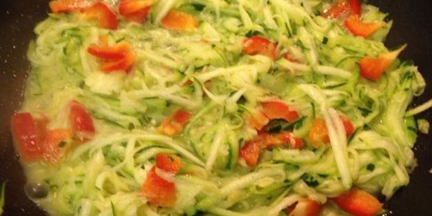 омлет с кабачками