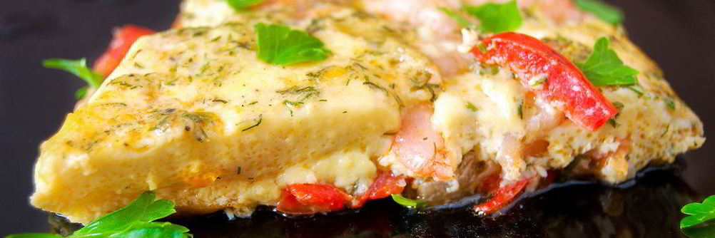 Омлет с креветками и овощами