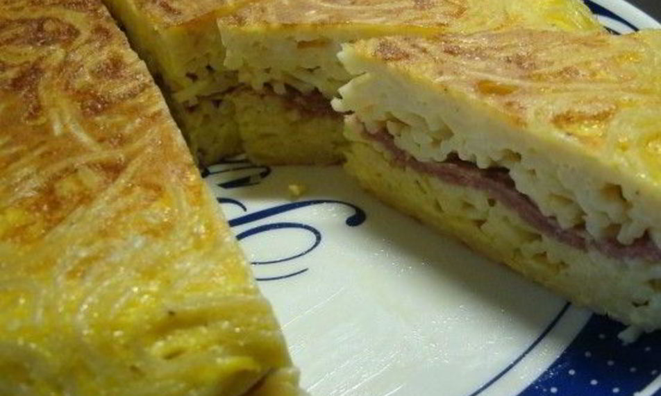 Рецепт омлет с макаронами