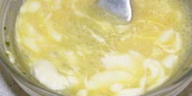 омлет с сосиской и сыром